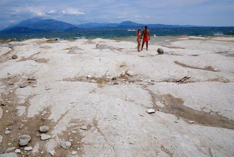 İtalya'nın en büyük gölü kuruyor! 8