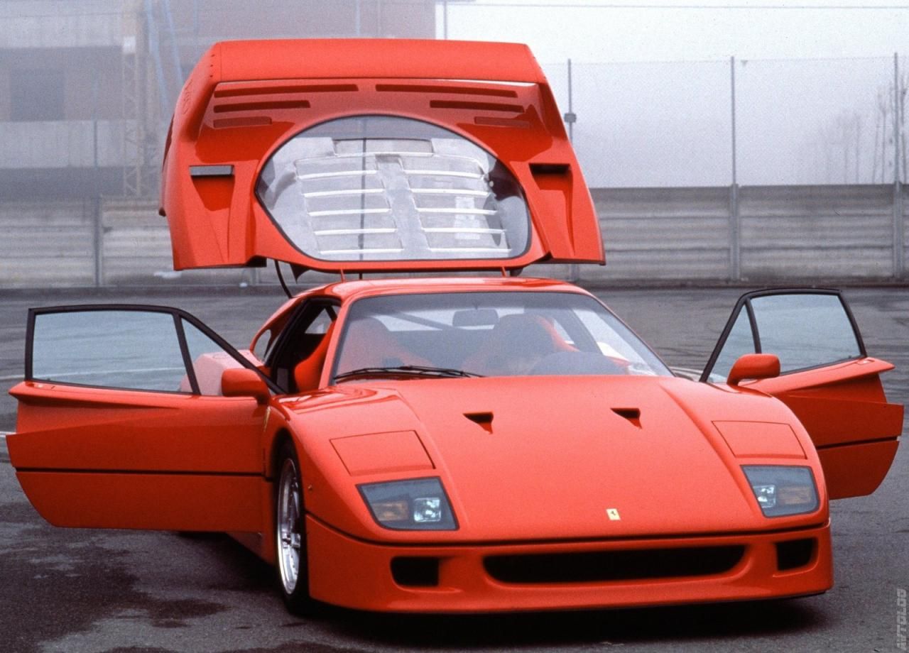 Bakmaya doyamayacağınız 80'lerin en iyi arabaları 9