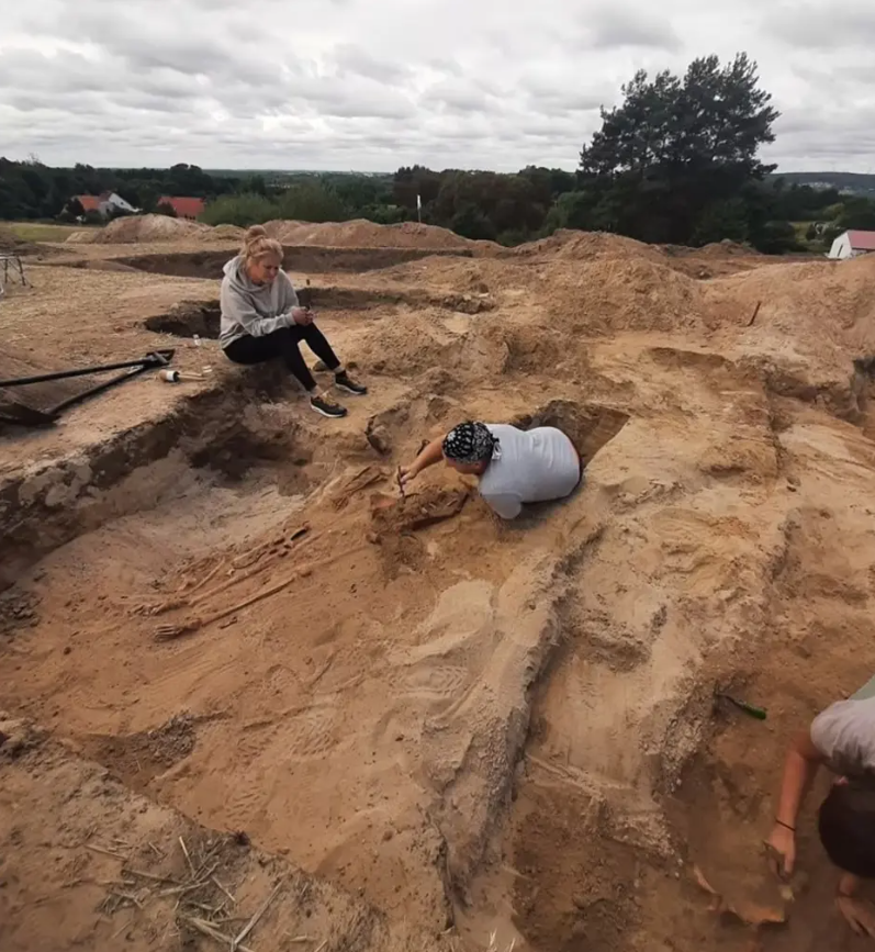 2022-09-04 11_09_15-Window