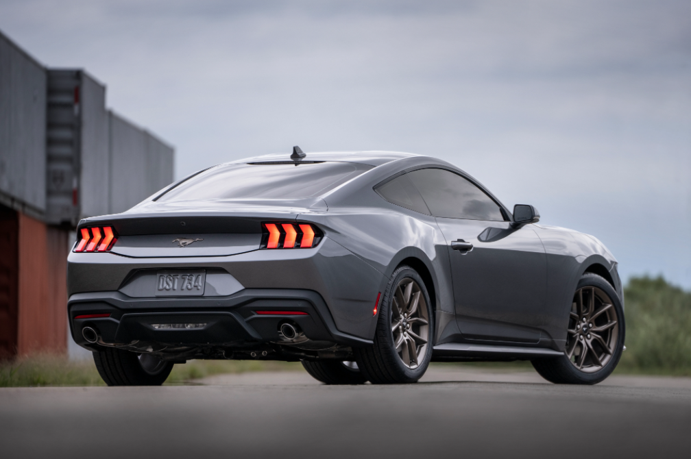 Bakmaya doyamayacaksınız: 2024 Ford Mustang tanıtıldı 9