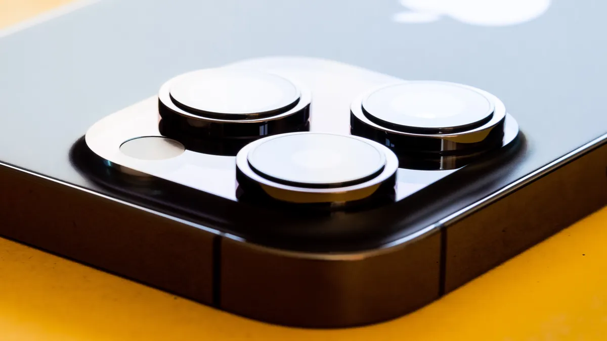 Apple,  titreyen kamera ve kopyala yapıştır hatasını düzeltti 3