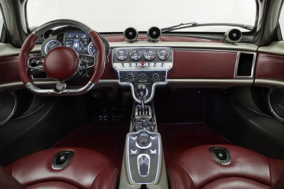 99 adet üretilecek akıl almaz fiyatıyla Pagani Utopia tanıtıldı: Çıkmadan tükendi 3