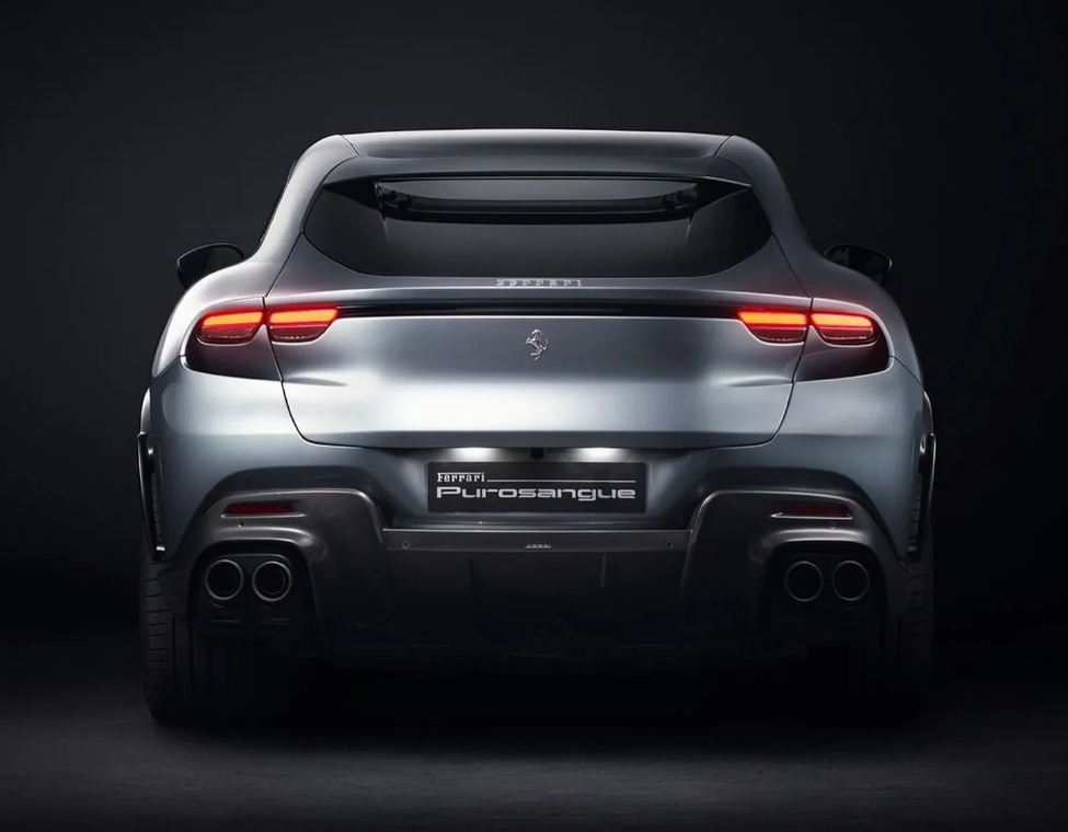 Ferrari yaparsa böyle yapar: V12 motorlu crossover Ferrari Purosangue tanıtıldı! 3