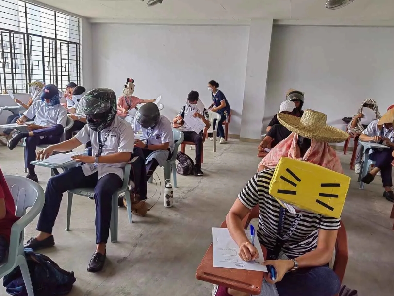 Üniversiteden kopyaya ilginç çözüm: Görüntüler çok konuşuldu 1