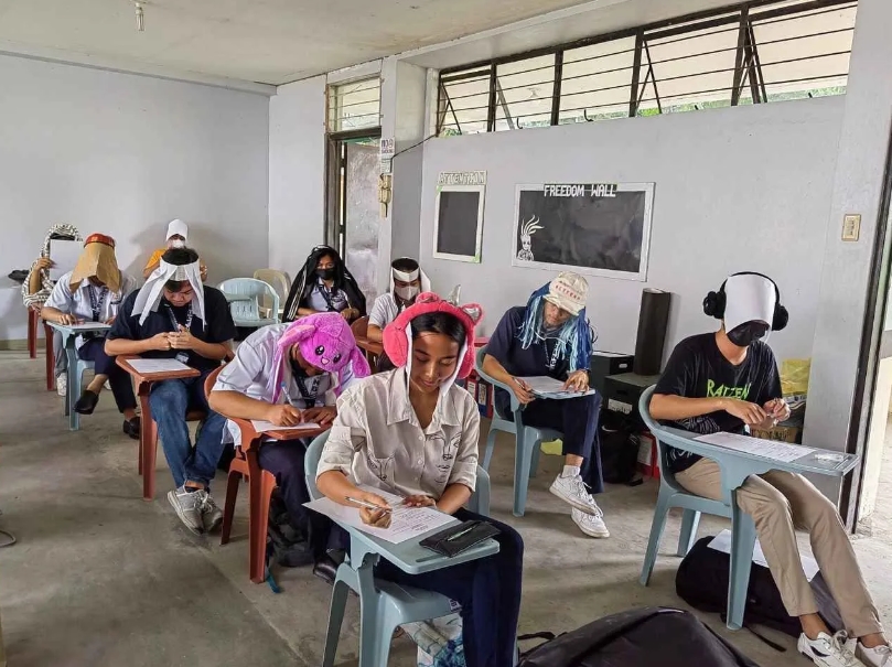 Üniversiteden kopyaya ilginç çözüm: Görüntüler çok konuşuldu 2