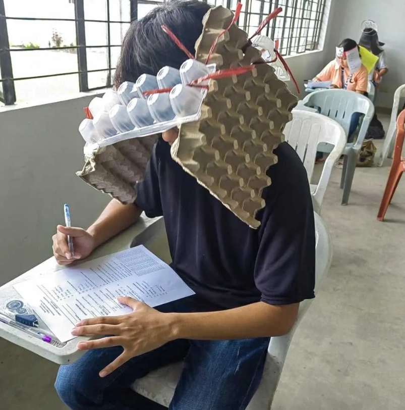 Üniversiteden kopyaya ilginç çözüm: Görüntüler çok konuşuldu 4