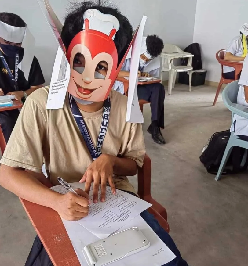 Üniversiteden kopyaya ilginç çözüm: Görüntüler çok konuşuldu 9