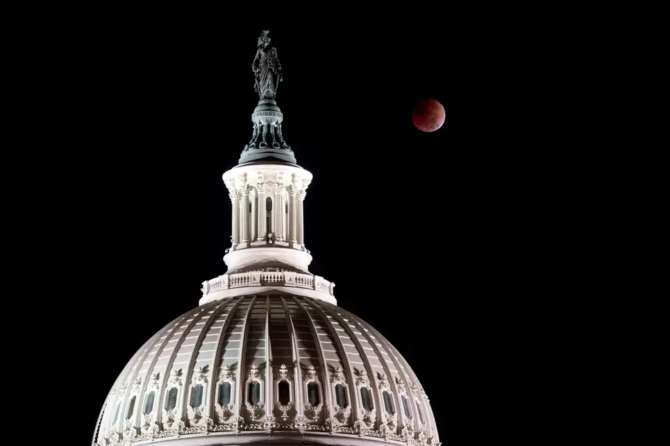 İşte dünyanın dört bir yanından Kanlı Ay Tutulması manzaraları: 2025'e kadar bir daha görmeyeceğiz 4