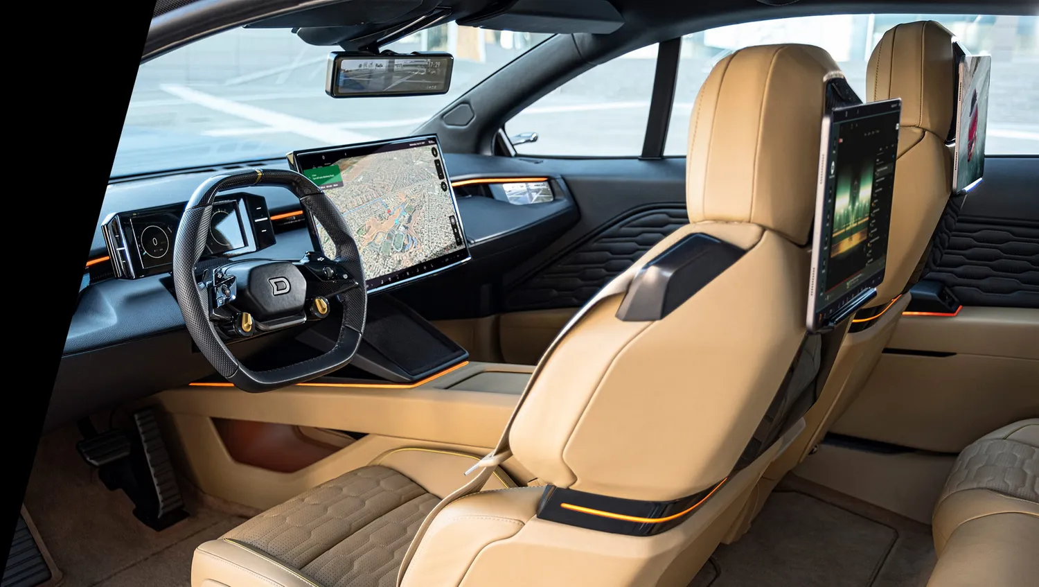 2000 beygir gücündeki elektrikli SUV Drako Dragon tanıtıldı 7