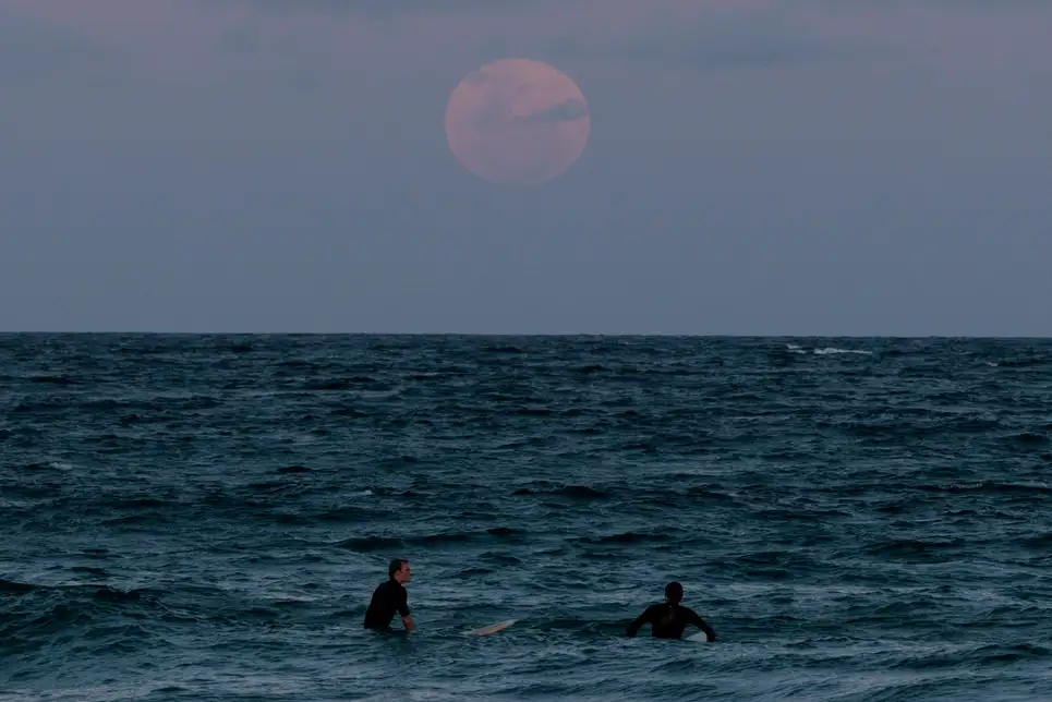 İşte dünyanın dört bir yanından Kanlı Ay Tutulması manzaraları: 2025'e kadar bir daha görmeyeceğiz 2