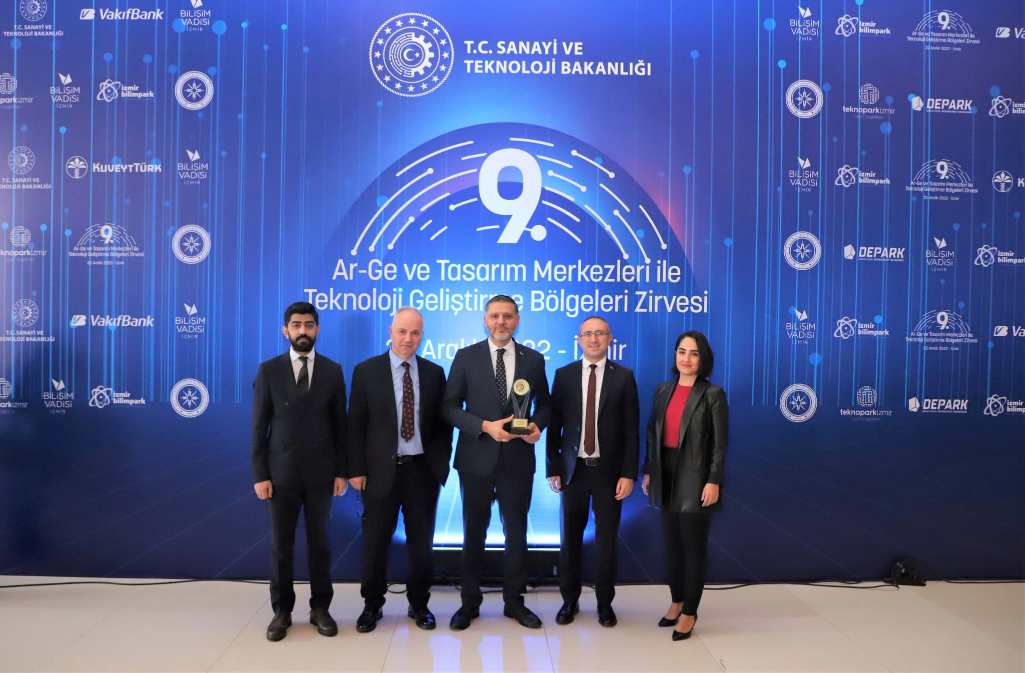 09d7cd67-4559-49c5-be53-476f624d17a9