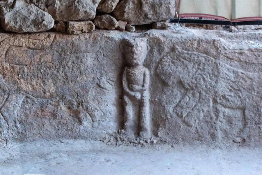 Göbekli Tepe yakınlarında bulundu: 11.000 yıllık duvar oyması tarihe geçti 5