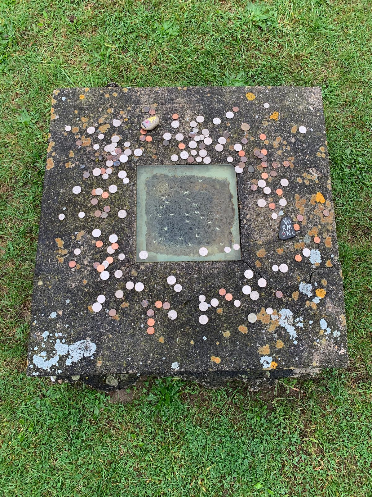 Diri diri gömülme korkusuyla mezarına pencere yaptıran adam: Timothy Clark Smith 7