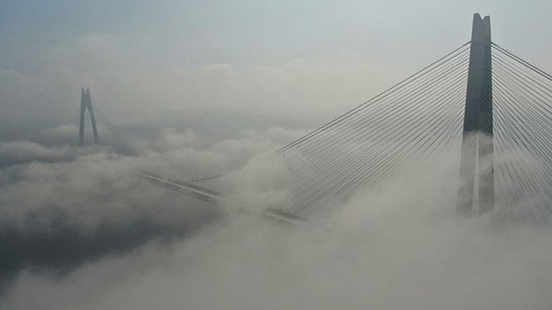 İstanbul adeta Silent Hill'e dönüştü: Yoğun sis ortaya bu manzaraları çıkardı 11