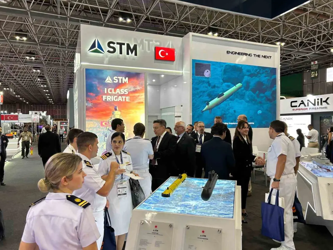 STM yeni bir savaş gemisi tasarımını ilk kez Malezya'da sergileyecek