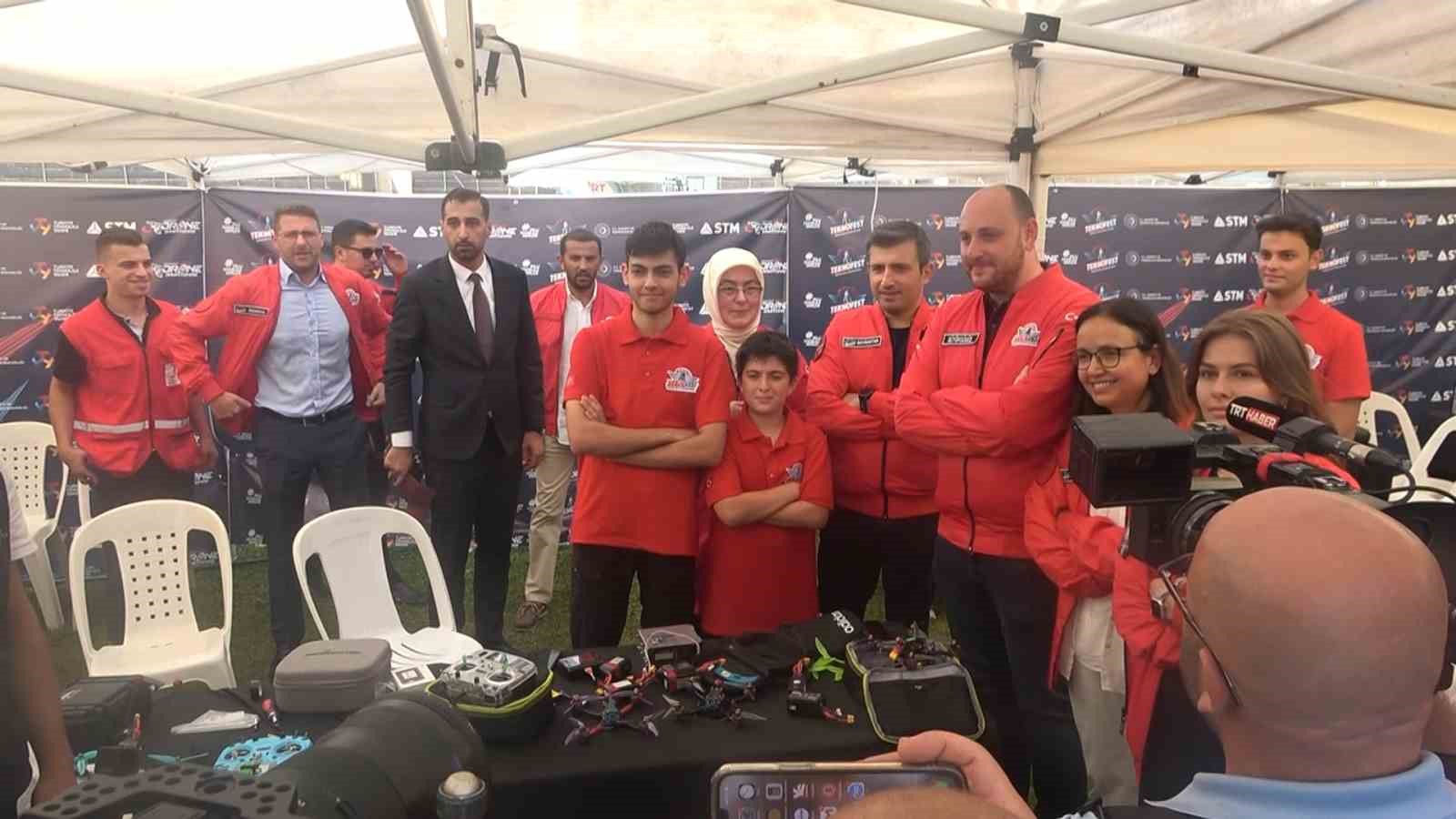 selcuk-bayraktar-next-sosyal-dunyaya-damgasini-vuracak