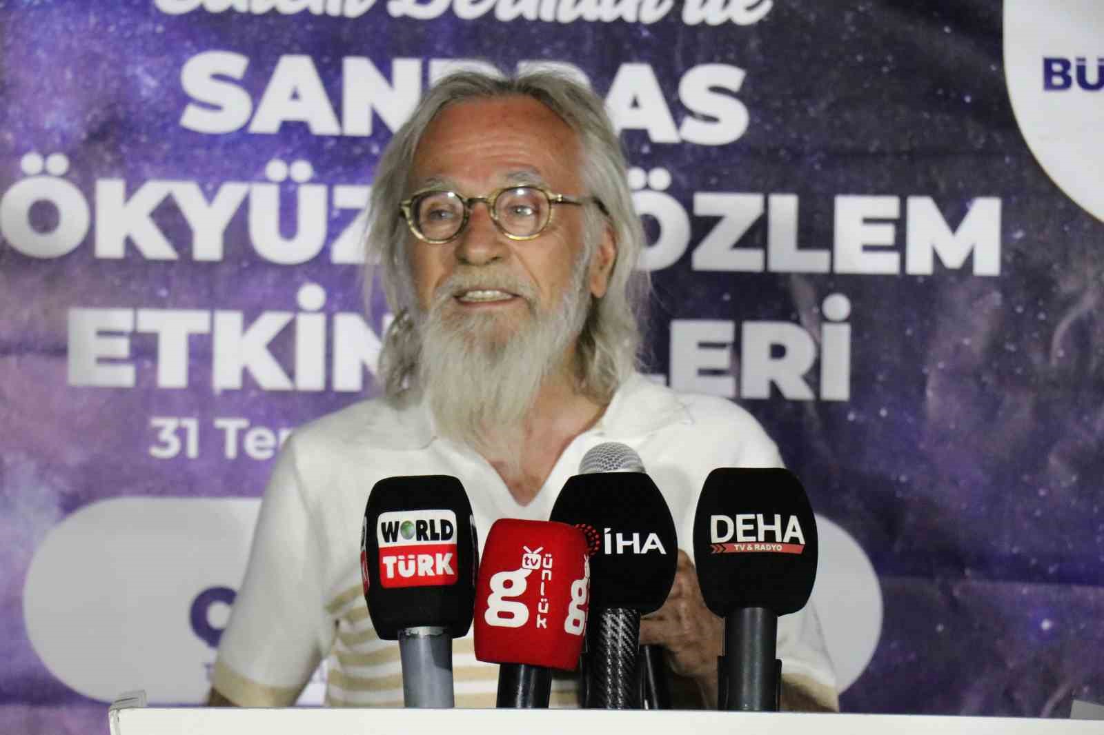 uzay-meraklilari-beyagac-topuklu-yaylasinda-gokyuzunun-derinliklerini-kesfediyor